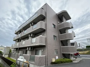 アビューラ【2階】の外観