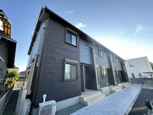 Olive Green【2階】の外観