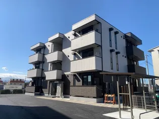 GRASS FIELDS SERENAⅢ(グラスフィールズセ【3階】の外観