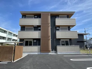 DーCRINUM 本田町【2階】の外観