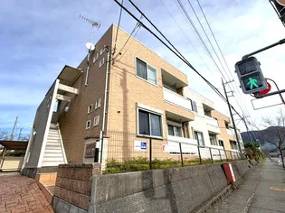 ミニョン・コリーヌ【1階】の外観