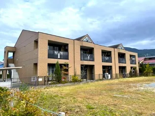 ツインヒルズ参番館【1階】の外観