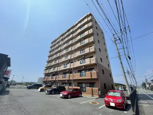 カルフール・パレ【1階】の外観