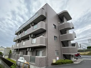 アビューラ【2階】の外観