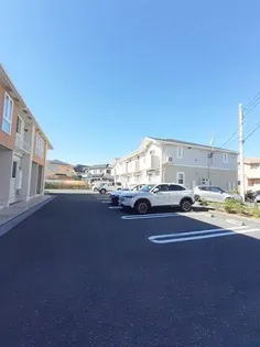 グラン・エスト V【1階】の外観