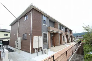 アール アンド エム【1階】の外観