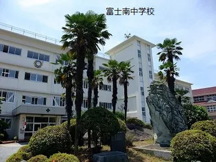 エンジェル【1階】の周辺