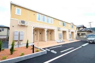 ル・メルシェ【2階】の外観