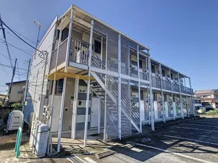 IRISA【1階】の外観