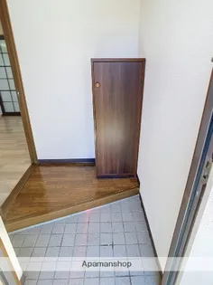 サニーヒル岳陽【1階】の玄関