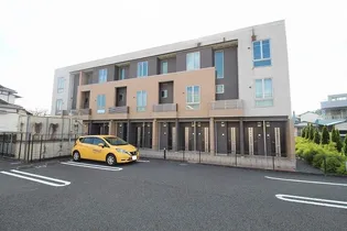 ACROSS・BENーH【1階】の外観