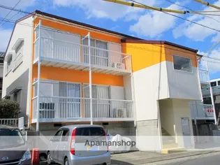 LEO【2階】の外観