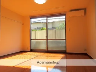 アフロディア【103号室】の居間