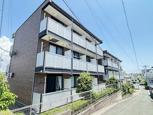 レオパレスさくら坂【1階】の外観