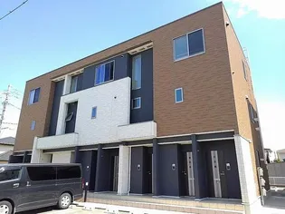 サリナス【2階】の外観