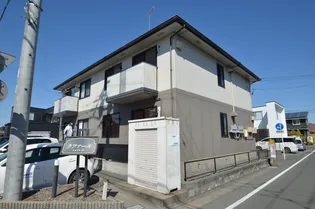 ラファール【2階】の外観