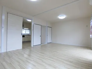 ウエストウイング【2階】の内装