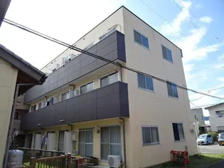 ホワイトハイツオオカ【2階】の外観