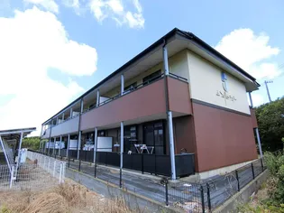 SURPLUSチェリー【1階】の外観