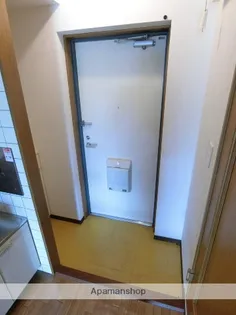 スカイウィング【3階】の玄関