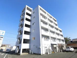 ニュータウンビルの画像