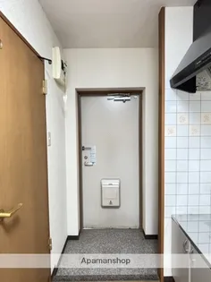 NEWCENTURY【3階】の玄関