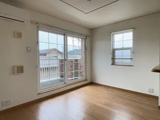 レーベンⅢ【2階】の居間