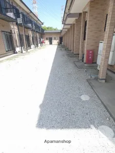 オレンジハウスB【1階】の外観