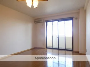 ラ ソーティム ドゥ プリムベル【3階】の内装