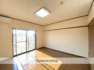 グローバルハウスⅠ【1階】の居間