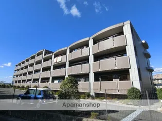 ベルフラワー参番館【2階】の外観