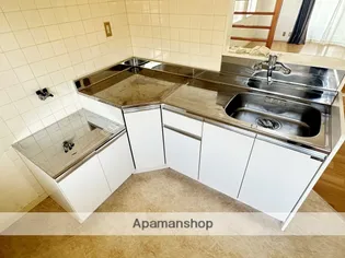 ロイヤルハイツA【2階】の内装