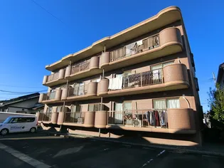 マンション東亜【1階】の外観