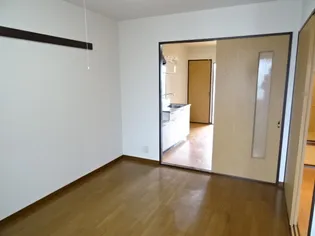 SURPLUSホープ【2階】の内装