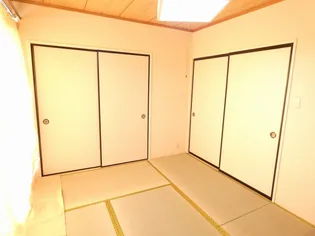 SURPLUSホープ【2階】の内装