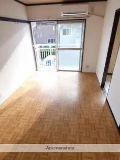 ホワイトハイツA【2階】の内装