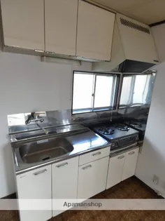 ホワイトハイツA【2階】の内装