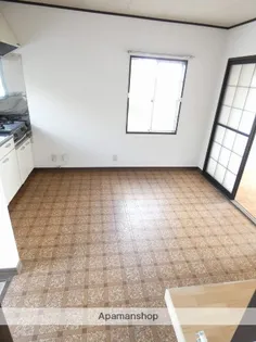 ホワイトハイツA【2階】の内装