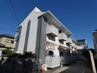 フローラ泉町A【1階】の外観