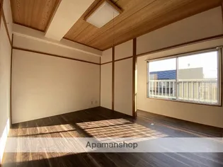 ルート03【2階】の居間