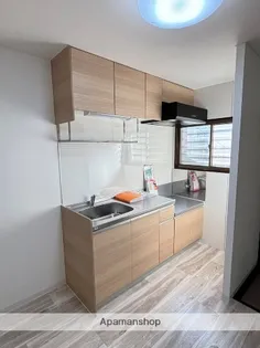 高雄ハイツ【103号室】のキッチン