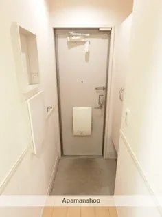 グラン・テラス【1階】の玄関