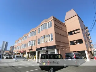 グランドコーポラス【3階】の外観