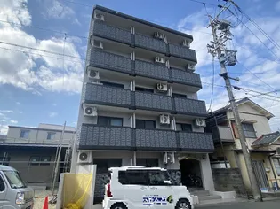 カモエKマンションの画像