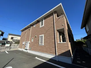 ニューメゾン アルファー【1階】の外観