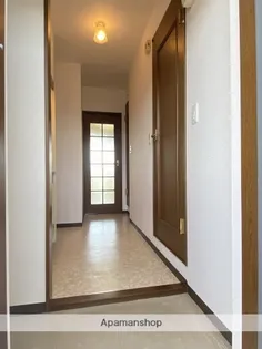 パルティーレ島之郷【3階】の玄関