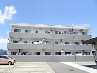 ラ ファミーユの画像