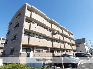 アムール高田【4階】の外観