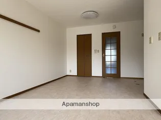 メローネINN【1階】の内装