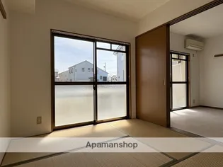 メローネINN【1階】の内装